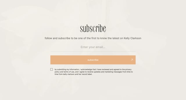 Kelly Clarkson Newsletter Preview